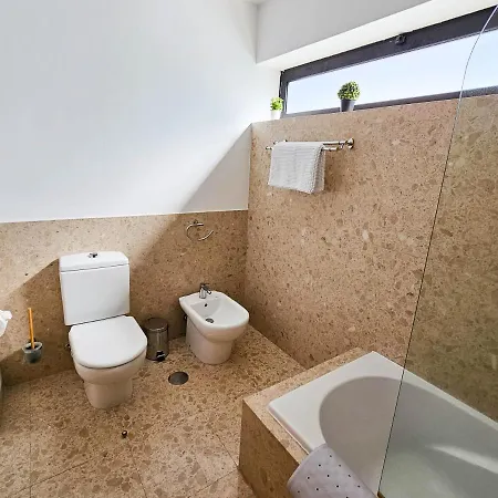 Oasis - Mountainview *